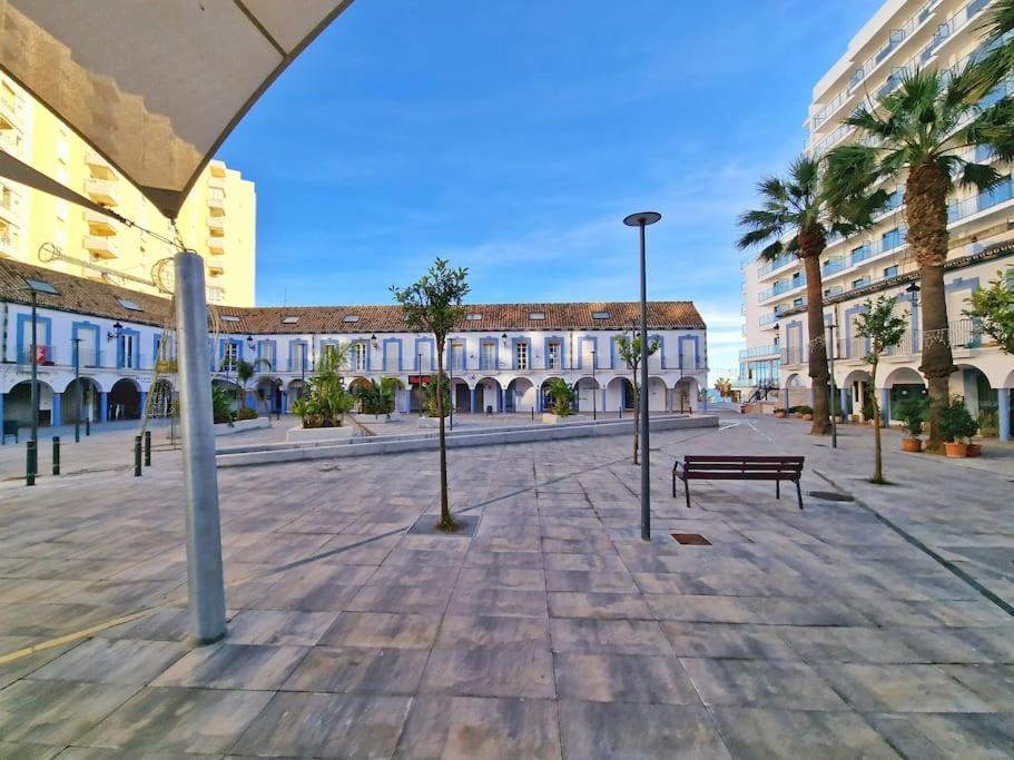 Encantador Duplex Para 6 A 1 Minuto De La Playa Benalmádena Exterior foto
