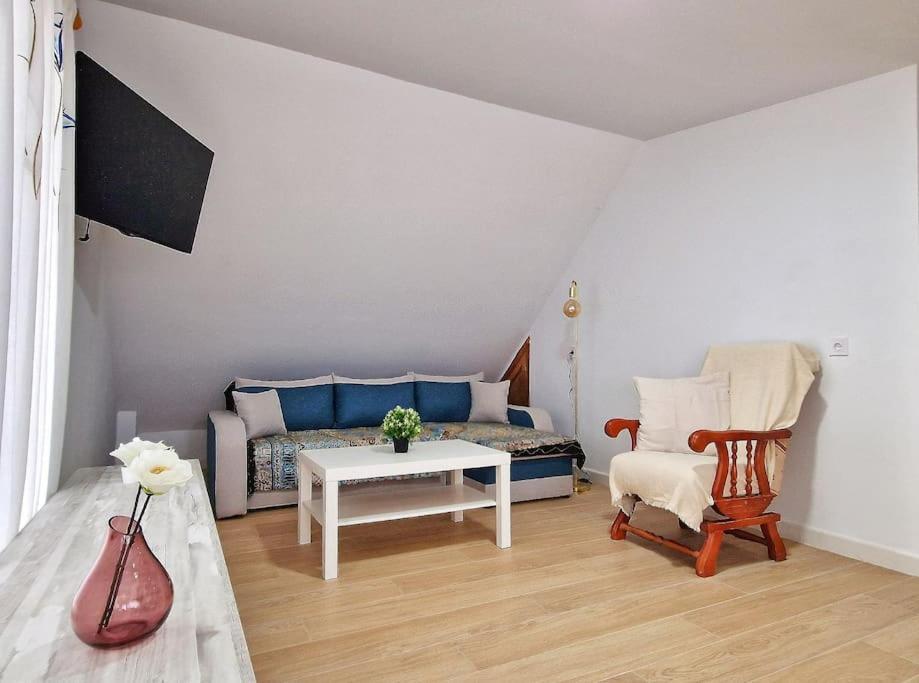 Encantador Duplex Para 6 A 1 Minuto De La Playa Benalmádena Exterior foto