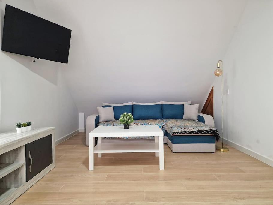 Encantador Duplex Para 6 A 1 Minuto De La Playa Benalmádena Exterior foto
