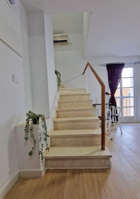 Encantador Duplex Para 6 A 1 Minuto De La Playa Benalmádena Exterior foto